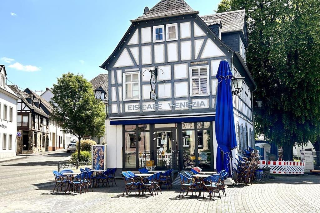 Tiny Apartment With Spacious Terrace On The Rhine Neuwied Kültér fotó