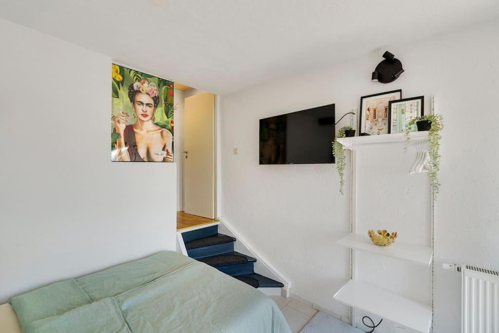 Tiny Apartment With Spacious Terrace On The Rhine Neuwied Kültér fotó